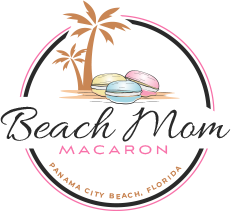 Beach Mom Macaron