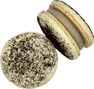 oreo cookies and cream macaron